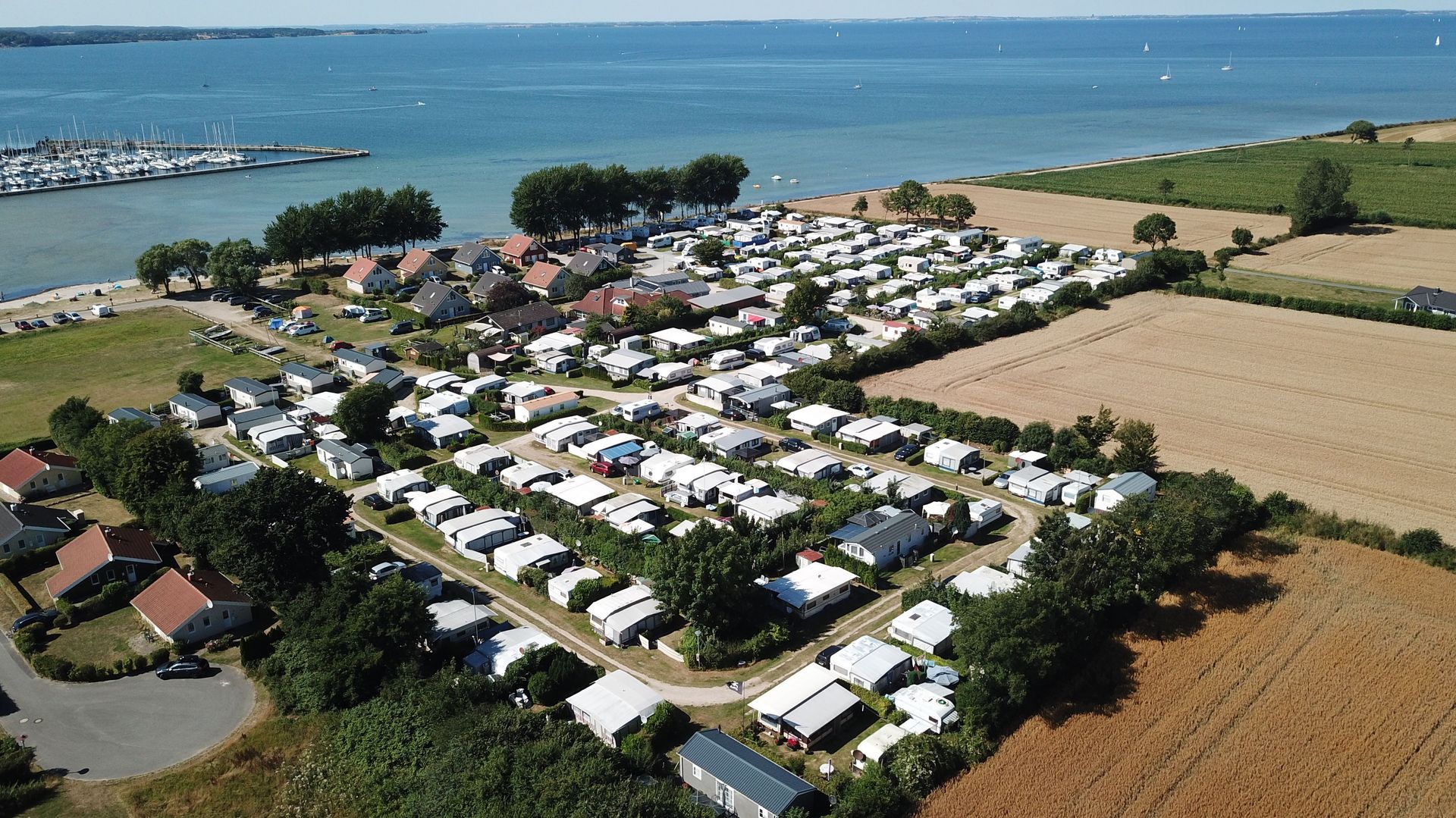 Camping direkt am Meer Wackerballig